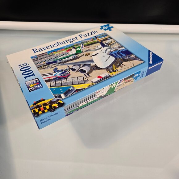 Vintage Ravensburger Puzzle 100 Pc AIRPORT Airplanes at Terminal Complete 6+ - Picture 3 of 7